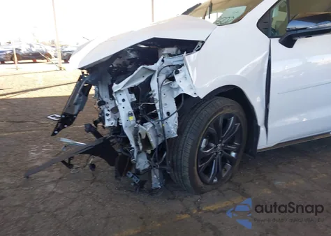 2025 Toyota Sienna Xse z USA, uszkodzony, nr VIN 5TDCRKEC6SS256497